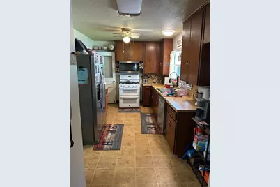 112 Chinaberry Street, Lake Jackson, TX 77566 - Photo 18