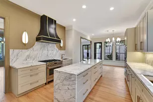 74 Briar Hollow Ln, Houston, TX 77027 - Photo 18