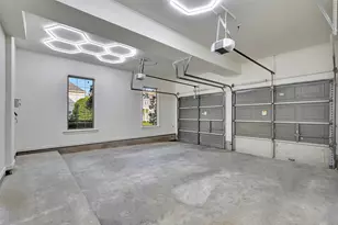 74 Briar Hollow Ln, Houston, TX 77027 - Photo 38