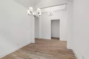 8011 Fenway Hts Dr, The Woodlands, TX 77389 - Photo 6