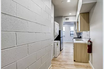 3113 St Charles Street #300, Houston, TX 77004 - Photo 4