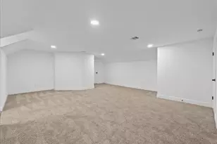 8011 Richmond Ave, Houston, TX 77063 - Photo 28