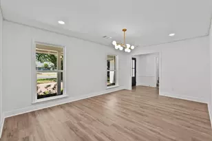 8011 Richmond Ave, Houston, TX 77063 - Photo 4