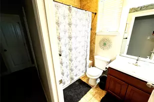11922 Mulberry Dr, Mont Belvieu, TX 77535 - Photo 18