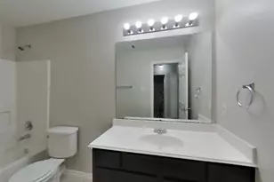 8515 Bartletts Harbor Ct, Houston, TX 77040 - Photo 18