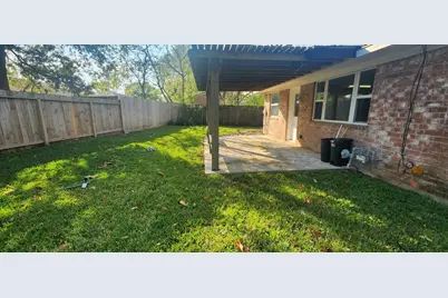 13607 Elm Court, Sugar Land, TX 77498 - Photo 22