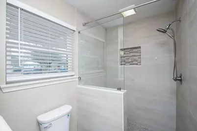 13607 Elm Court, Sugar Land, TX 77498 - Photo 16