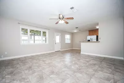 13607 Elm Court, Sugar Land, TX 77498 - Photo 4