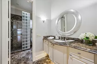5211 Pocahontas St, Bellaire, TX 77401 - Photo 16