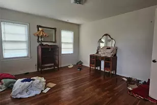 565 W Hartel St, Sour Lake, TX 77659 - Photo 30