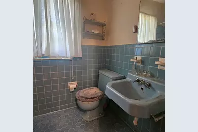 565 W Hartel Street, Sour Lake, TX 77659 - Photo 24