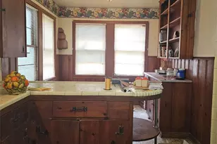 565 W Hartel St, Sour Lake, TX 77659 - Photo 40