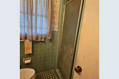 565 W Hartel Street, Sour Lake, TX 77659 - Photo 12
