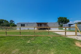 7501 Primrose St, Pearland, TX 77584 - Photo 2