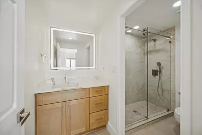 2001 Holcombe Boulevard #2203, Houston, TX 77030 - Photo 18