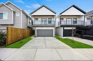 4512 Noble St, Houston, TX 77020 - Photo 1