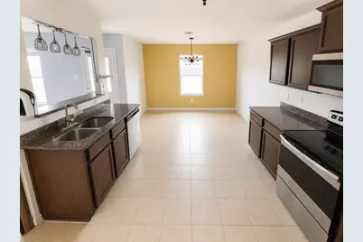 341 Comanche Plains Road, La Marque, TX 77568 - Photo 4