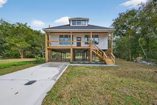 165 Thurman Ave, Bridge City, TX 77611 - Photo 4