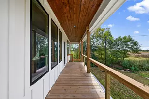 165 Thurman Ave, Bridge City, TX 77611 - Photo 12