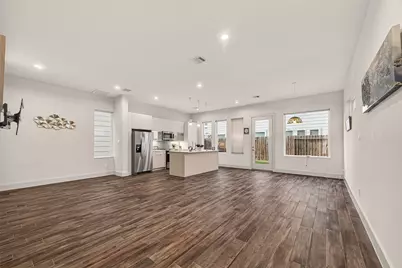 4418 Bora Bora Lane, Houston, TX 77045 - Photo 8