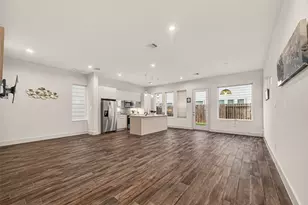 4418 Bora Bora Ln, Houston, TX 77045 - Photo 8