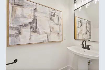 241 Rebecca Street #A/B, Houston, TX 77022 - Photo 12