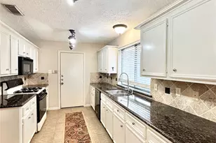 11614 Easterling Dr, Houston, TX 77065 - Photo 10
