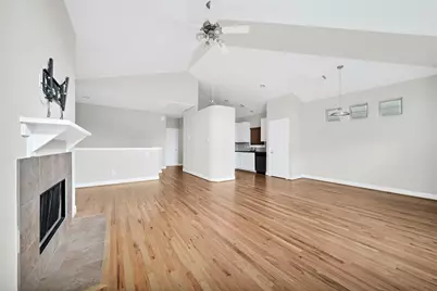 3633 Main Plaza Drive, Houston, TX 77025 - Photo 8