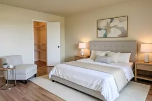 8433 Hearth Dr, Houston, TX 77054 - Photo 2