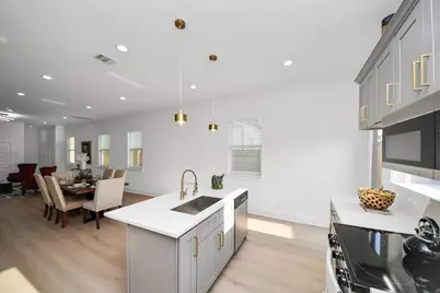 8601 Amadwe Street #A/B, Houston, TX 77051 - Photo 16