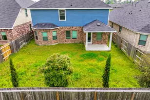 10313 S Goshawk Trl, Conroe, TX 77385 - Photo 30