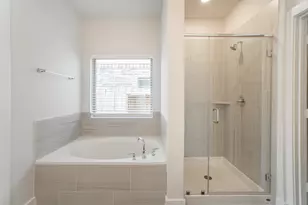 10313 S Goshawk Trl, Conroe, TX 77385 - Photo 18