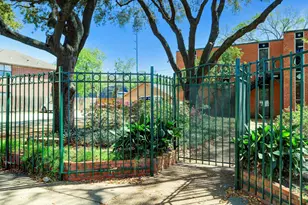 1112 Lawrence, Houston, TX 77008 - Photo 2