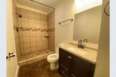 1112 Lawrence #7, Houston, TX 77008 - Photo 14