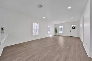 2221 Grover Ave, Galveston, TX 77551 - Photo 10