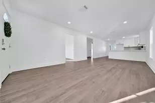 2221 Grover Ave, Galveston, TX 77551 - Photo 36