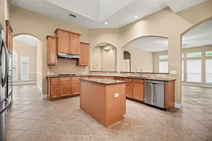 1017 Misty Trails Ln, League City, TX 77573 - Photo 12