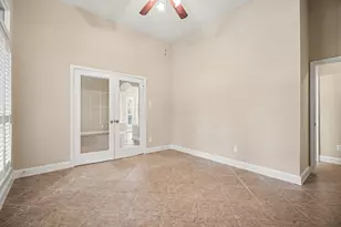 1017 Misty Trails Ln, League City, TX 77573 - Photo 6