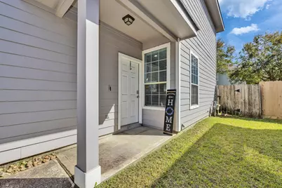 483 Folk Crest Lane, Dickinson, TX 77539 - Photo 2