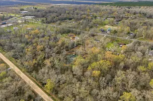 280 County Rd 443, Dayton, TX 77535 - Photo 32