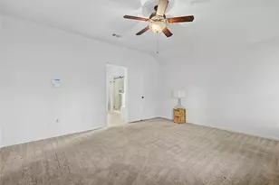 964 Wannan Ln, Conroe, TX 77301 - Photo 10