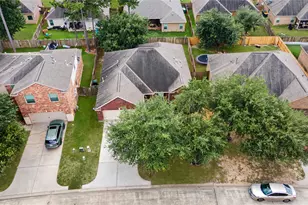 964 Wannan Ln, Conroe, TX 77301 - Photo 2