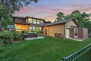 660 Hillcrest Dr, Huntsville, TX 77340 - Photo 40