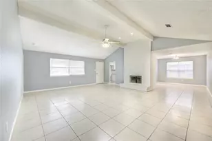 12023 Plumbrook Dr, Houston, TX 77099 - Photo 18