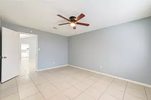 12023 Plumbrook Dr, Houston, TX 77099 - Photo 28