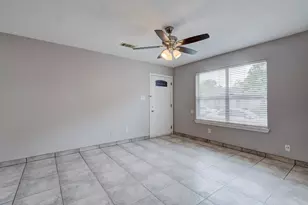 22307 Tree House Ln, Spring, TX 77373 - Photo 4