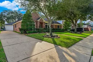 2431 Alberton Ln, Pearland, TX 77584 - Photo 2