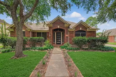 1210 Bob White Drive, Friendswood, TX 77546 - Photo 1