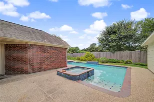1210 Bob White Dr, Friendswood, TX 77546 - Photo 46