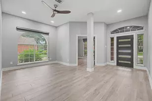 1210 Bob White Dr, Friendswood, TX 77546 - Photo 4